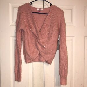 NWT Juniors NOBO Fuzzy Pearl Top